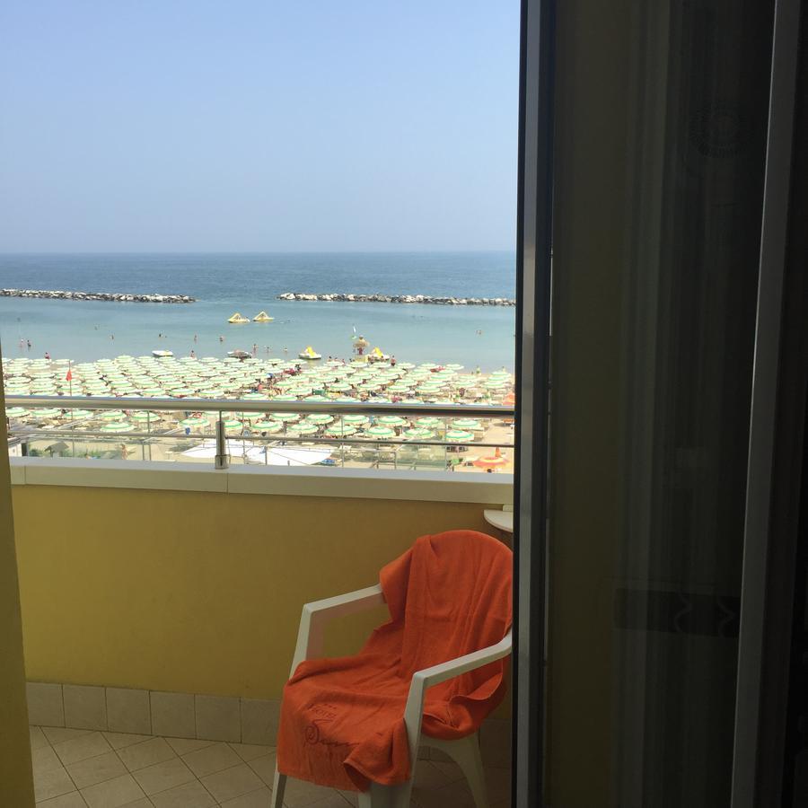 Hotel Sandra Gatteo a Mare Dış mekan fotoğraf