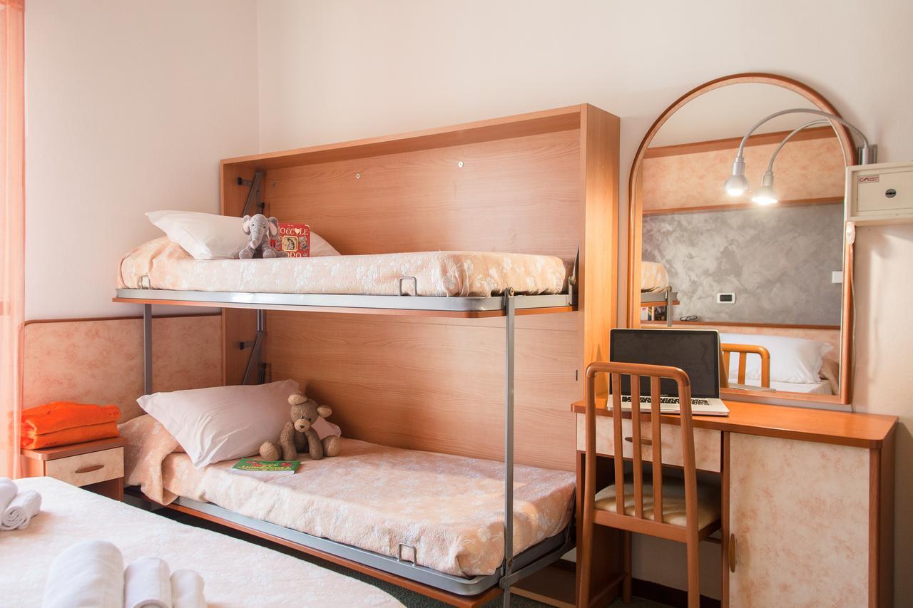 Hotel Sandra Gatteo a Mare Dış mekan fotoğraf