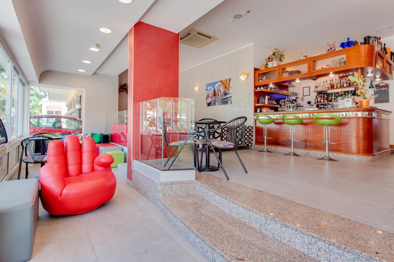 Hotel Sandra Gatteo a Mare Dış mekan fotoğraf
